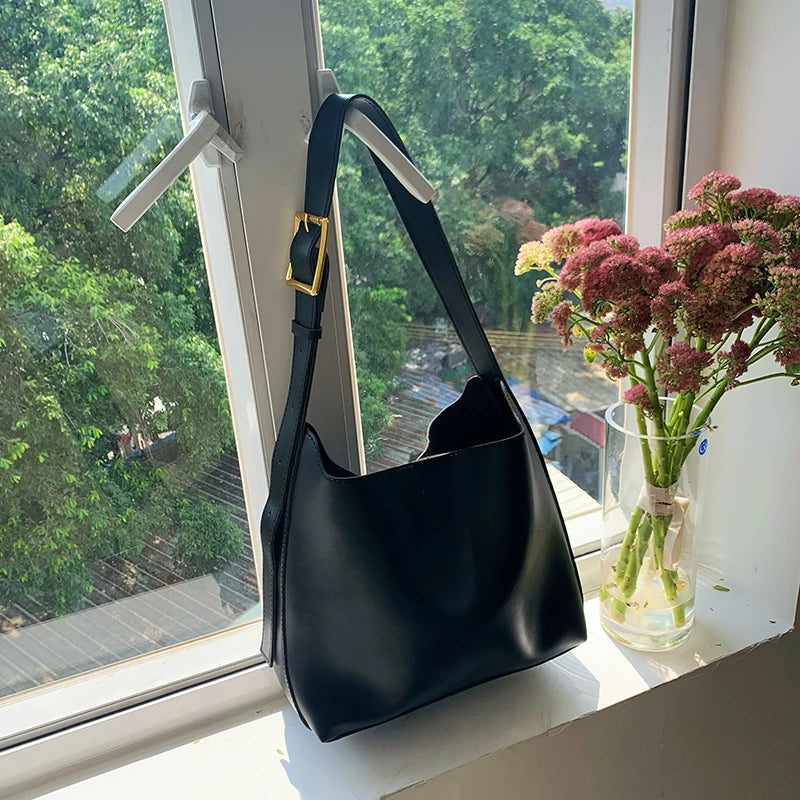 All-Match Women's Shoulder Bag - Minimalist PU Leather Crossbody Handbag for Work